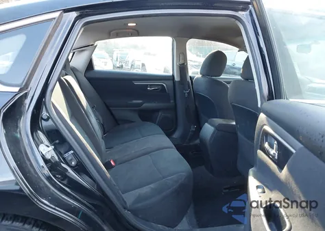 2014 Nissan Altima 2.5 S z USA, uszkodzony, nr VIN 1N4AL3AP3EC185472